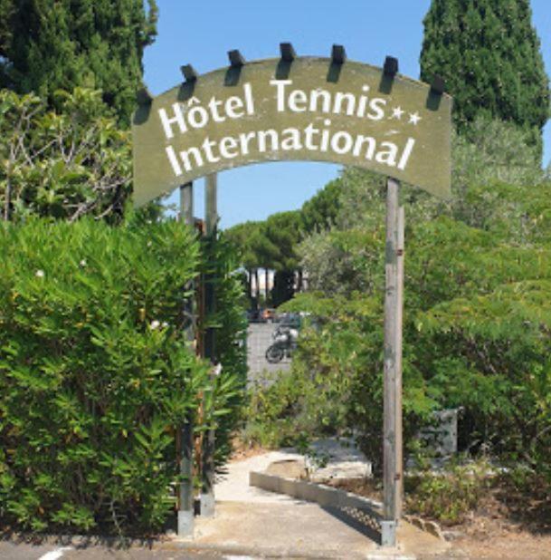 Hotel Tennis International Agde Εξωτερικό φωτογραφία